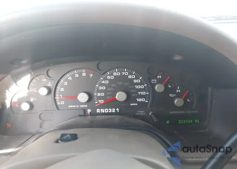 2004 Ford Explorer Eddie Bauer z USA, uszkodzony, nr VIN 1FMZU74K24UB20344